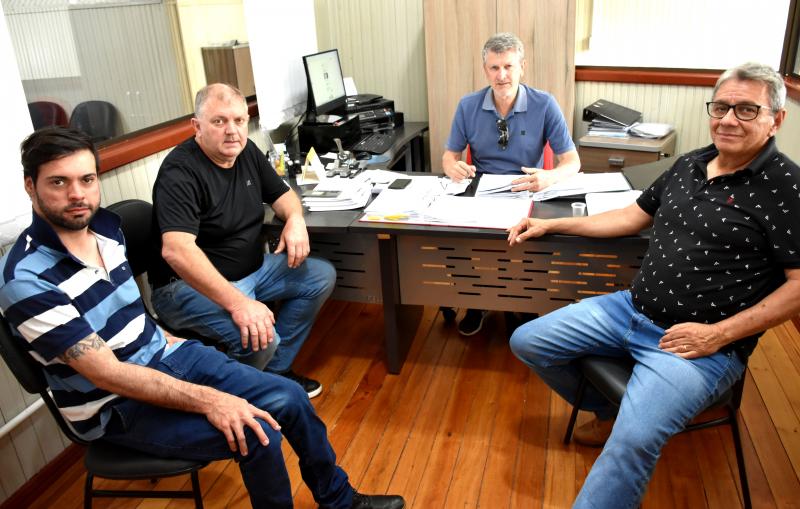 Comissão de Finanças analisa três importantes projetos para o futuro de Laranjeiras do Sul